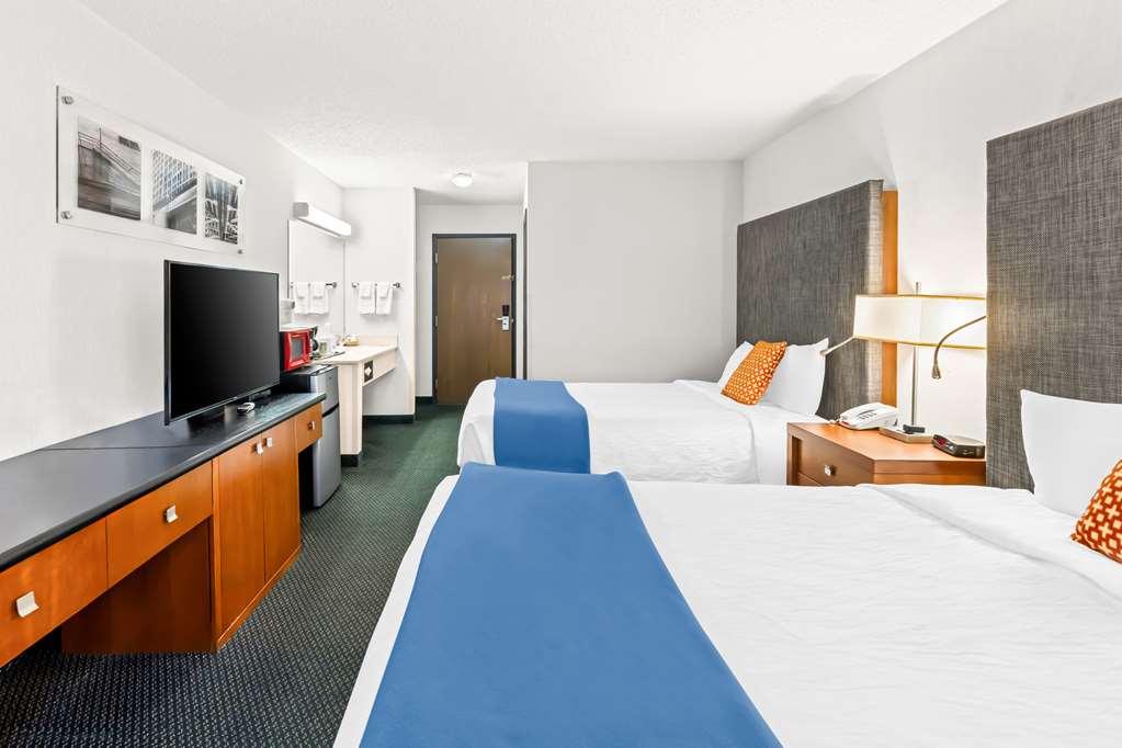 Americas Best Value Inn & Suites - Tahquamenon Country Newberry Zimmer foto